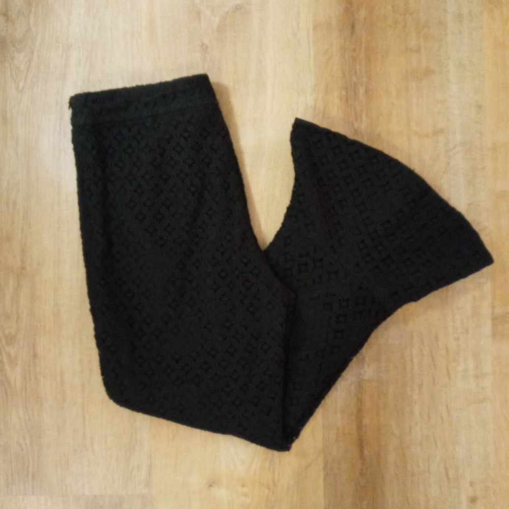 ISLA MAUDE size S ankle pants